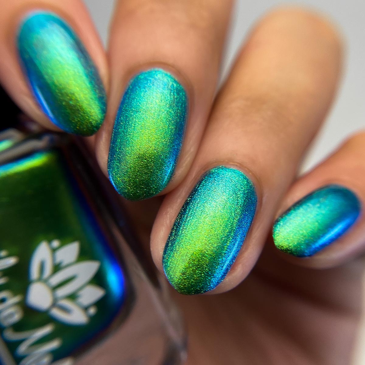 Emily de Molly - Shift In Perception