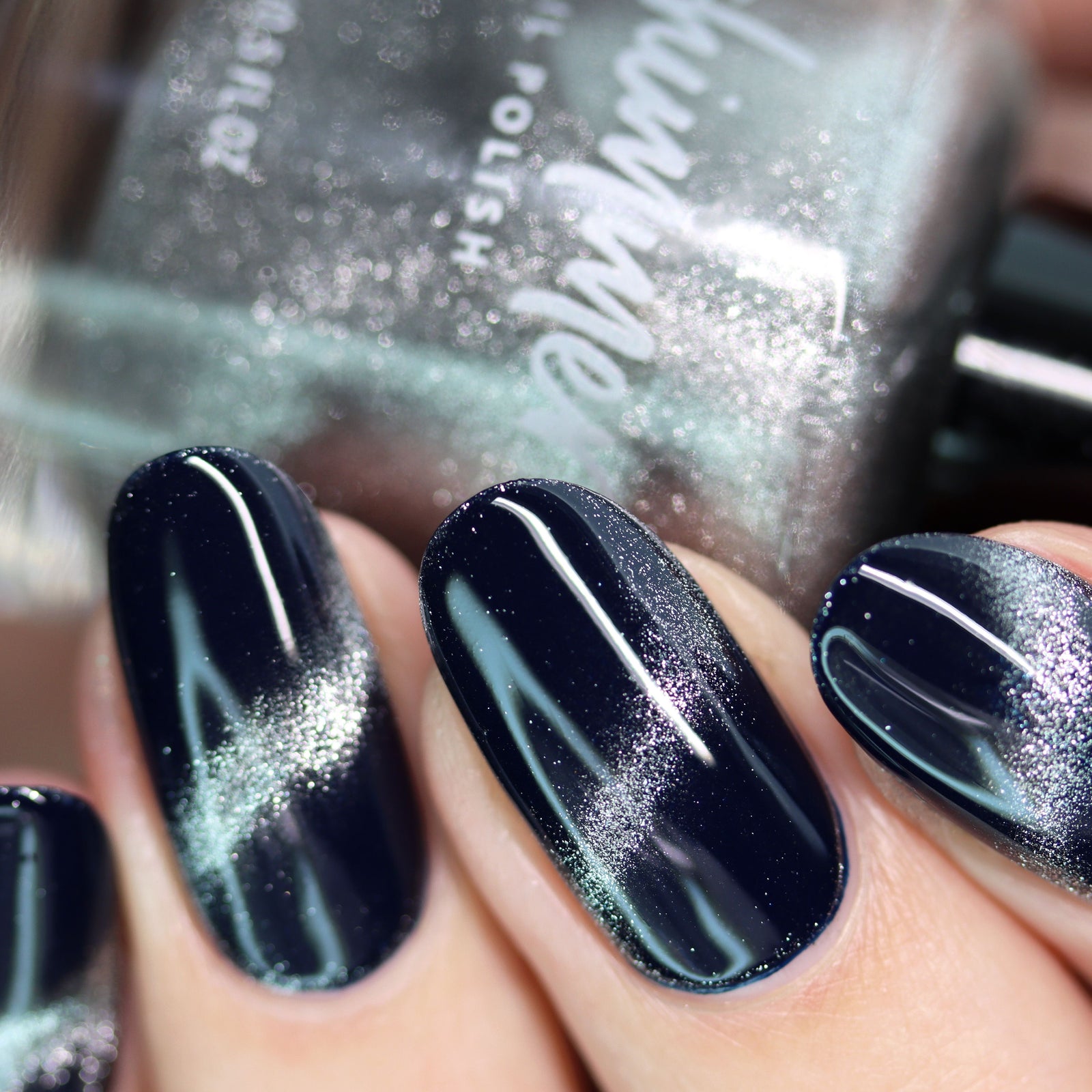 KBShimmer - Love At Frost Sight (Magnetic)