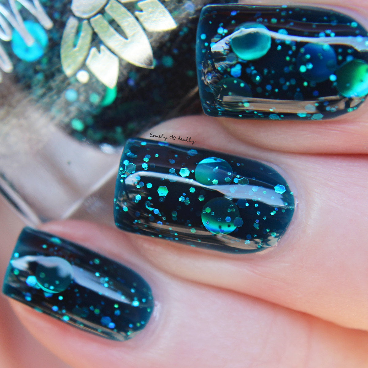 Emily de Molly - Oceanic Forces